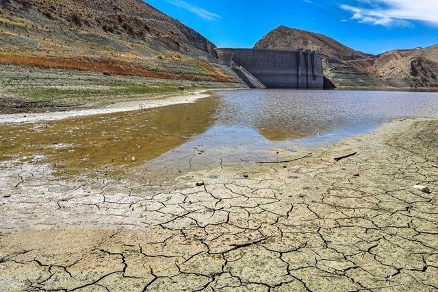 افزایش بارندگی‌ها در زنجان، مسکنی بر درد مزمن کم آبی