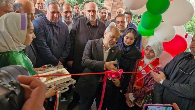 وزیر آموزش و پرورش درمانگاه فرهنگیان و پژوهش‌سرای دانش‌آموزی در تنکابن را افتتاح کرد