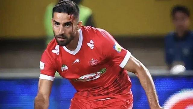 دلیل عدم تمدید ملی‌پوش پرسپولیس؛ مخالفت همسر با زندگی در ایران!