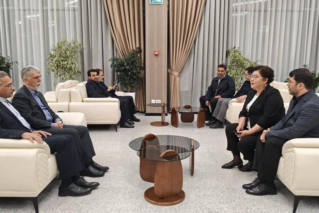 وزیر فرهنگ و ارشاد اسلامی وارد بیشکک شد