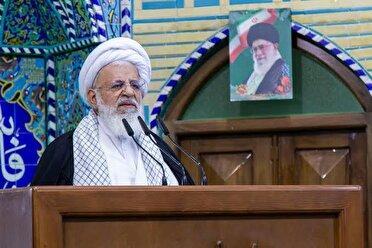 امامجمعه یزد: ضرورت خودکفایی و مدیریت کارآمد