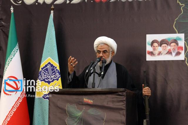 امام جمعه بندرعباس: بازدارندگی مؤثر، راهبرد قطعی جمهوری اسلامی برای حفظ امنیت کشور است