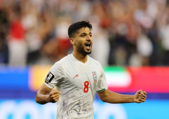 تماس استقلال با یک لژیونر و هافبک سابق پرسپولیس