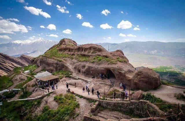 برگزاری تور ۱۲۰ نفره بازدید از «دژ الموت» همزمان با ثبت جهانی/ تابش: ثبت جهانی قلعه الموت و استحکامات آغاز مسئولیت ما برای روایت تمدن ایران است