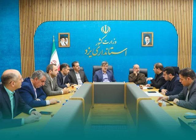 استاندار: چهار هزارو ۳۰۰ تن قیر بین شهرداری‌های یزد توزیع شد