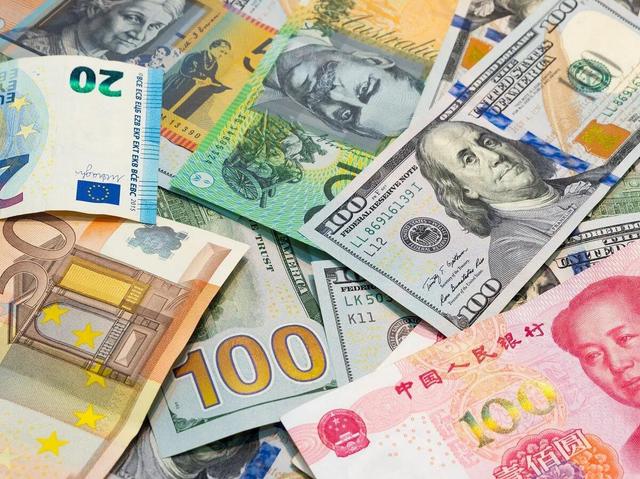 قیمت دلار امروز پنجشنبه ۸ مرداد ۱۴۰۵ +جدول