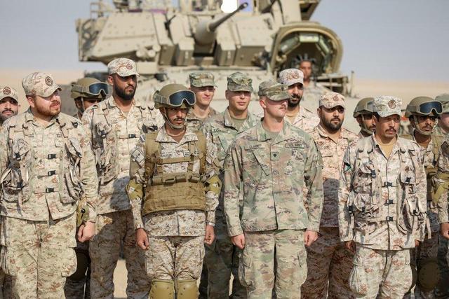 وال‌استریت ژورنال: آمریکا نیروهایش را در کویت کاهش می‌دهد