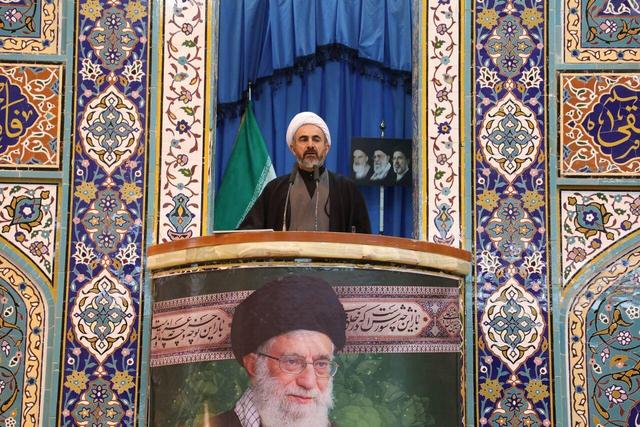 امام جمعه ایلام: خروش اربعین ستون فقرات استکبار را درهم شکست