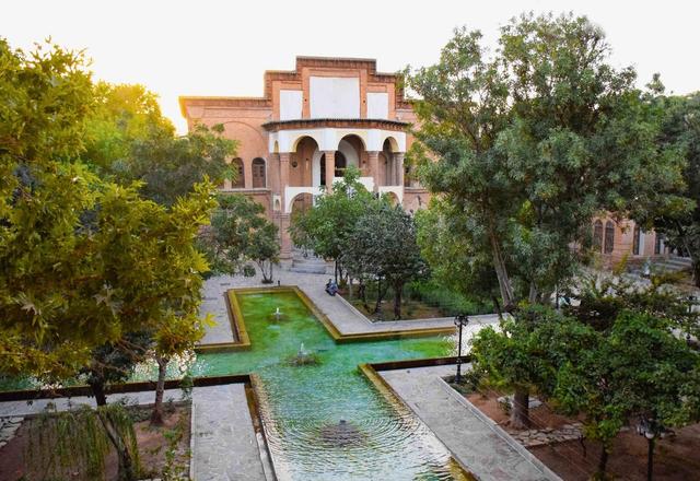 عمارت خسروآباد؛ شاهکار معماری دوران قاجار در سنندج
