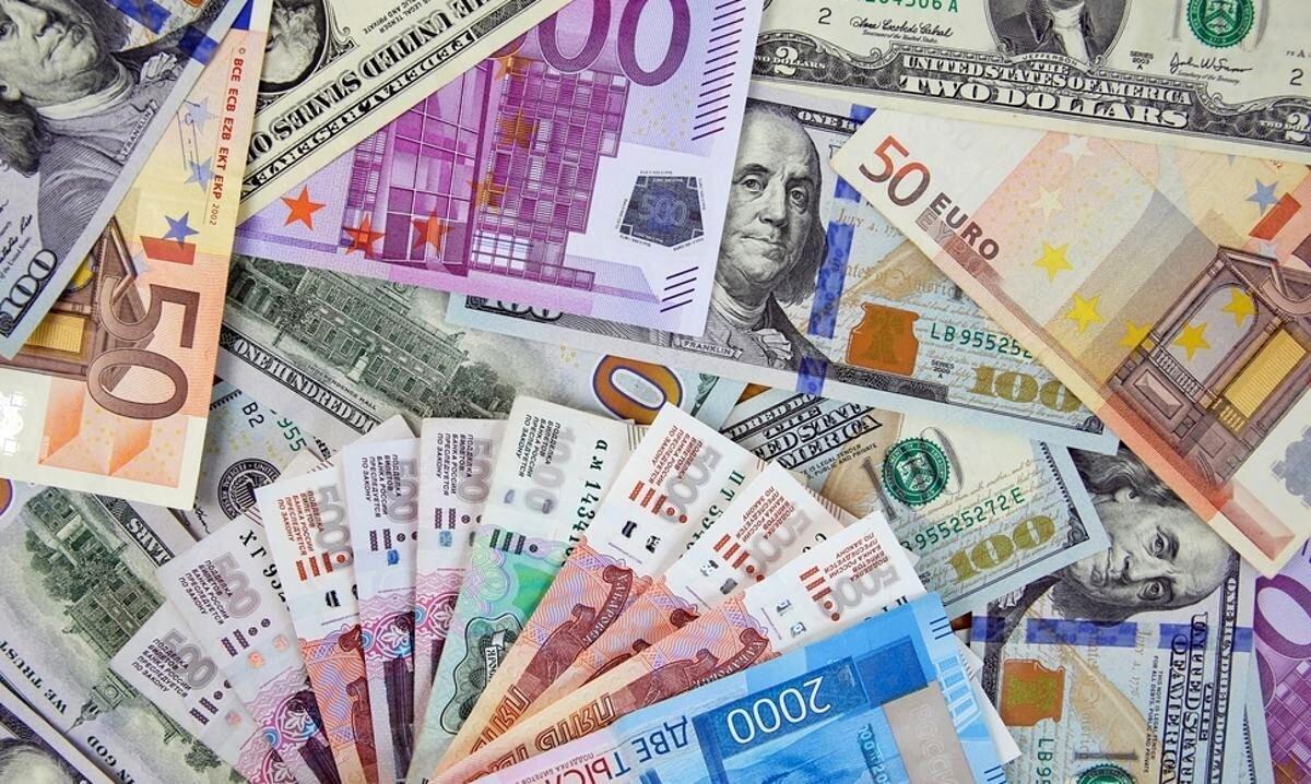 افزایش مجدد قیمت دلار، یورو و دیگر ارزهای مهم بازار امروز شنبه ۱۰ مرداد