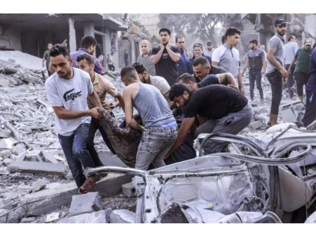مسئول فلسطینی: پیکر بیش از ۹ هزار شهید در زیر آوار است