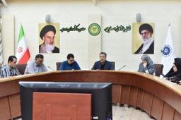 طرح تبدیل ماکو به بندر خشک پیشنهاد شده است / آذربایجانغربی یکی از ۵ استان برتر اقتصادی کشور معرفی شد