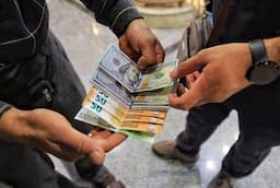 قیمت جدید دلار، یورو و سایر ارزها امروز ۲۱ مردادماه ۱۴۰۴/ دلار کانال جدید قیمتی را لمس کرد