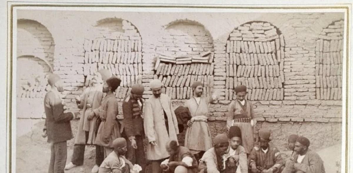 قماربازی در دوران قاجار (عکس)