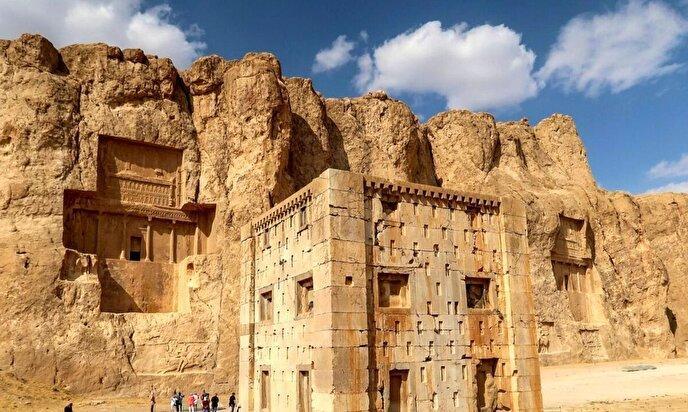 کشف کتیبۀ 1500 ساله بر روی یک «استخوان‌دان» دورۀ ساسانی