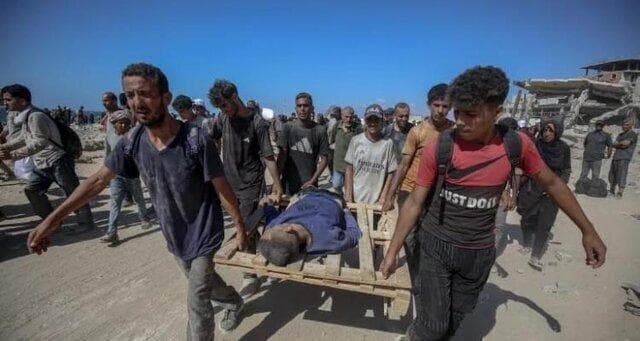 شمار شهدای نوار غزه از مرز ۶۲ هزار نفر فراتر رفت/  کمتر از ۱۵ درصد کمک‌ها به غزه می‌رسد