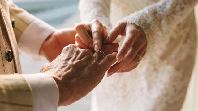 یک کارت عروسی جالب مربوط به ٦٠ سال پیش