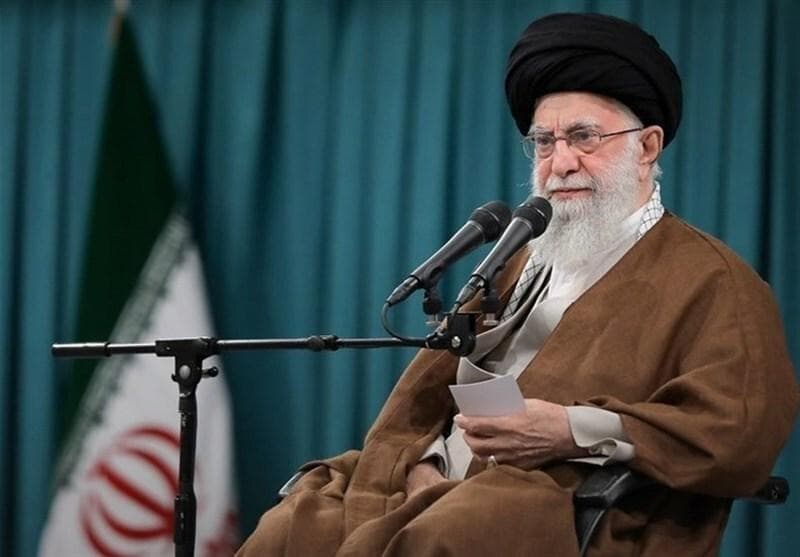 مقام معظم رهبری درگذشت استاد فرشچیان را تسلیت گفتند