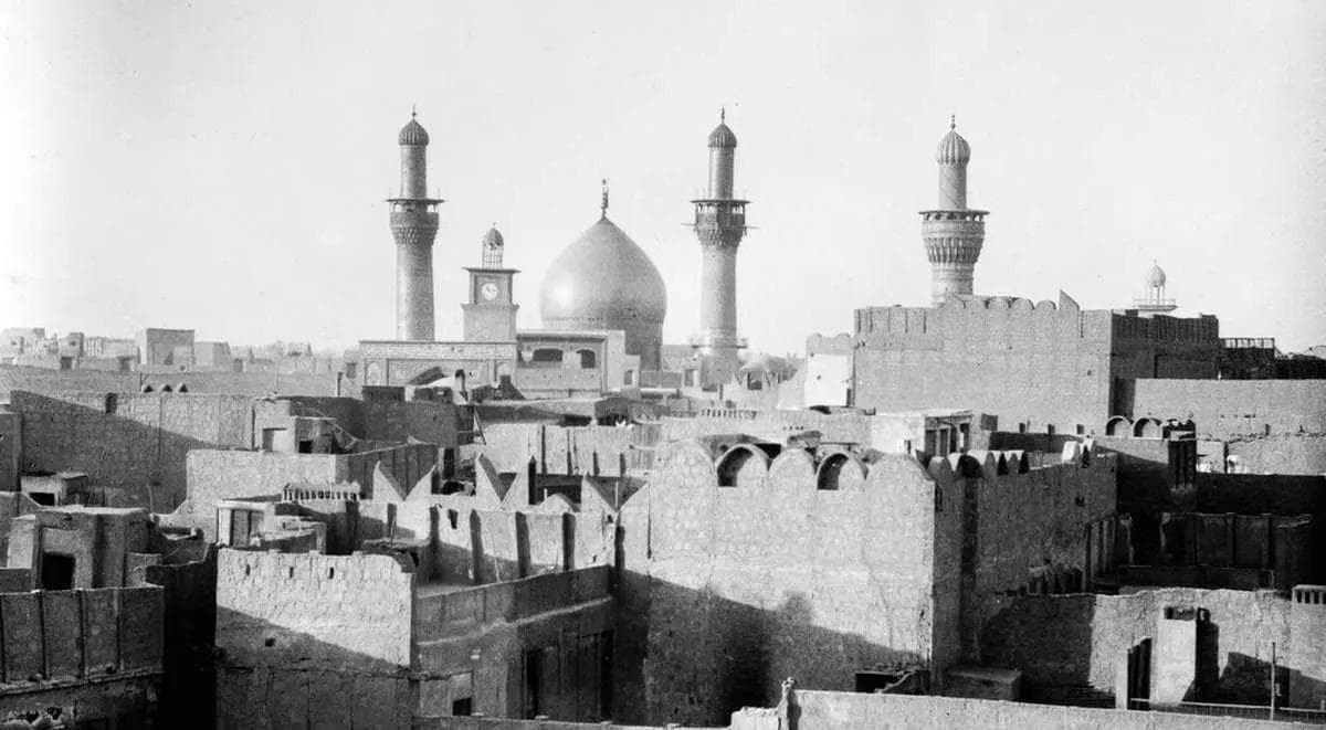 کلیددار حرم حضرت عباس (ع) در ۱۵۵ سال پیش (عکس)