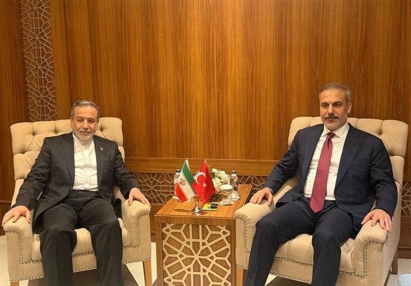 رایزنی وزرای خارجه ایران و ترکیه در جده