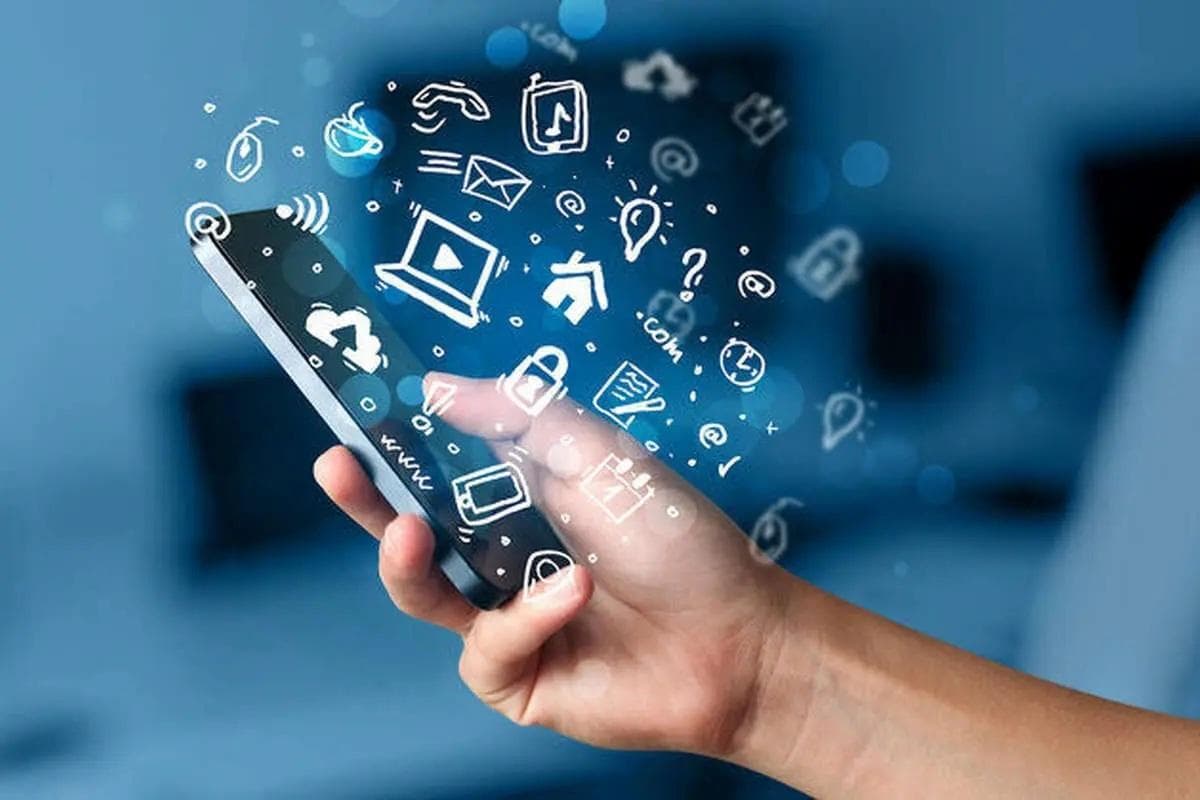 آیا اعتیاد به اینترنت ریشه در کودکی دارد؟