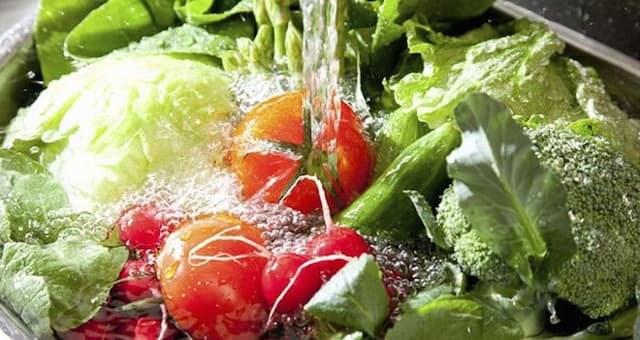 آیا مصرف سبزیجات سبب ایجاد زخم معده می‌شود؟