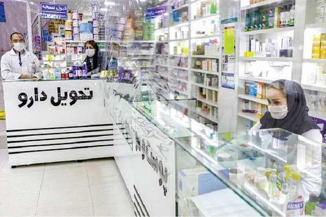 ارجاع اجباری بیماران به داروخانه خاص تخلف قانونی است