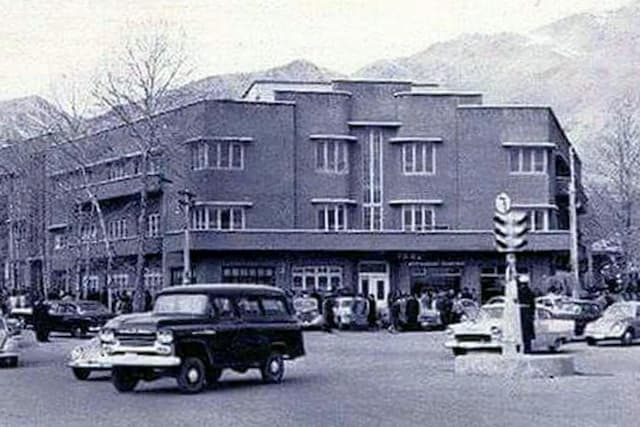 سفر به تهران قدیم؛ هتلی تاریخی با داستانی عجیب در تجریش دهه ۴۰!(+عکس)