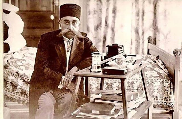 خاطرات مظفرالدین‌شاه قاجار: آقا سیدحسین در مسیر هلند به آلمان روضه خیلی خوبی خواند