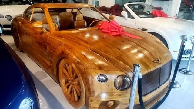 خودروی چوبی، گران‌تر از مرسدس بنز و بی‌ام‌و! (+عکس)