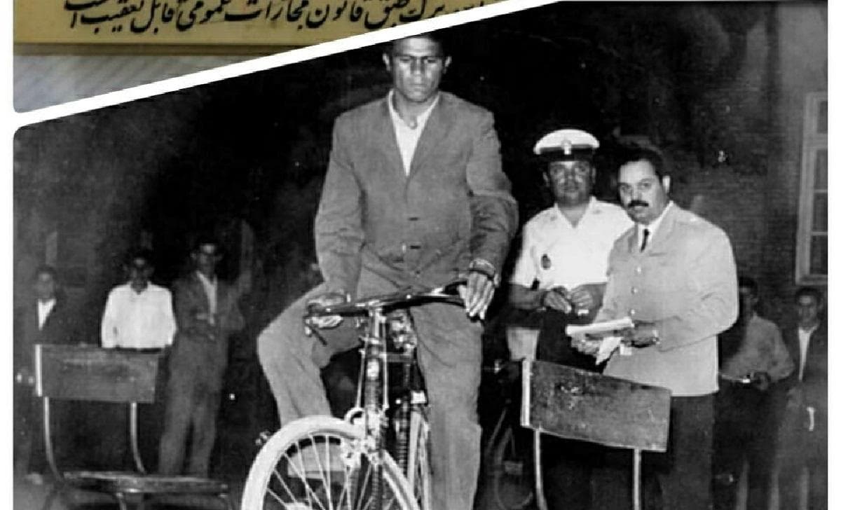 تصویری کمیاب از آزمون دوچرخه سواری در ایران