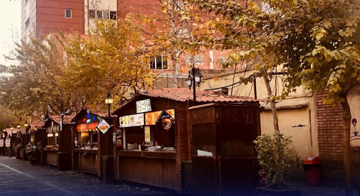 سفر در زمان؛ «خیابان ۳۰ تیر، وقتی خاکی و اطراف اش زمین خالی بود»؛ ۱۲۹۰