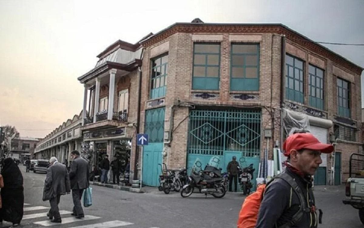 سه‌راه امین‌حضور، وقتی هنوز خاکی بود؛ سال ۱۳۳۰ (عکس)