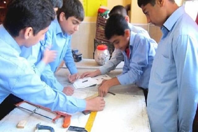 چه کسب‌وکارهایی دانش‌آموزان را جذب می‌کنند؟