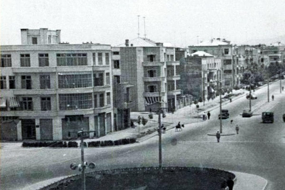 عکس ژنرال آمریکایی از میدان فردوسی در دهه ۲۰ شمسی!