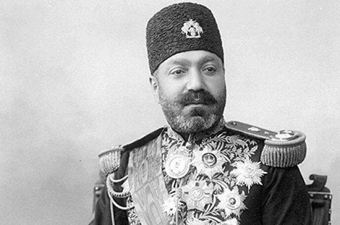 ناصرالملک نایب‌السلطنه مشروطه؛ اولین دانشجوی ایرانی در دانشگاه آکسفورد