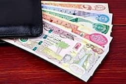 جمعا ۳۶۰ میلیارد دینار ارز اربعین به حدود ۲ میلیون متقاضی فروخته شد