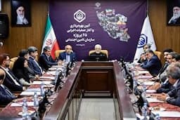 عارف: پذیرفتن تحولات دیجیتال نه یک انتخاب بلکه ضرورت است/ نباید مردم برای یک خدمت دولتی در سطح شهر سرگردان باشند