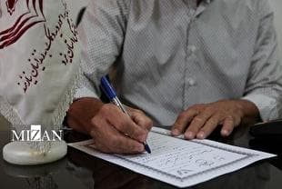 یک آزاده یزدی در سالروز بازگشت آزادگان به میهن اسلامی زمینه آزادی یک زندانی جرایم غیرعمد را فراهم کرد
