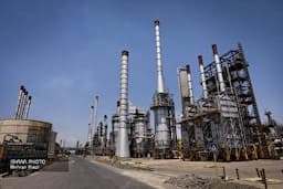 آتش‌سوزی جنوب تهران ارتباطی با پالایشگاه تهران ندارد