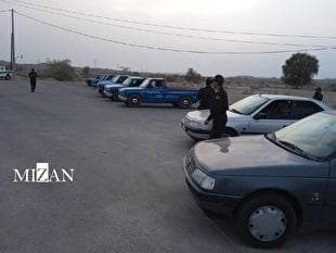 توقیف ۱۱ دستگاه خودروی شوتی و دو عدد مشک ماری متعلق به قاچاقچیان سوخت در شهرستان میناب/ بیش از ۱۷۴ هزار لیتر گازوئیل قاچاق کشف و ضبط شد 