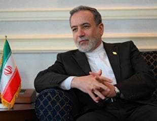عراقچی:‌ با آمریکا مستقیم مذاکره نخواهیم کرد