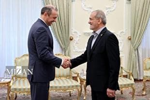 پزشکیان: باید به‌گونه‌ای حرکت کنیم که هیچ قدرت خارجی نتواند خللی در روابط دوستانه ایران و ارمنستان ایجاد کند