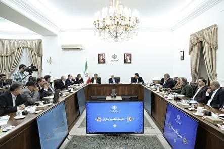 عارف: ستادی در دولت برای اجرایی شدن منویات رهبر معظم انقلاب تشکیل می‌شود