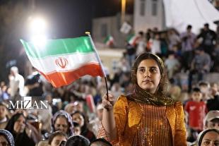 یک مجری تلویزیون: جشن «امت احمد» نمایش یکپارچگی ایران است/ بی‌تدبیری باعث لغو کنسرت همایون شجریان شد