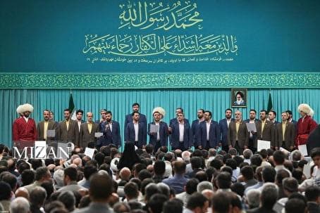 برگزاری مراسم گرامیداشت عید بزرگ ولادت پیامبر اعظم (ص) و امام صادق (ع) در حسینیه امام خمینی (ره)