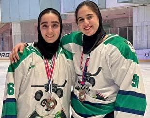 حضور ۲ بازیکن هاکی روی یخ جوانان دختر در لیگ مجارستان