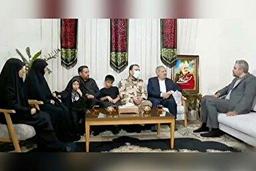 فیلم | بدون تعارف با خانواده شهید حاج کاظم