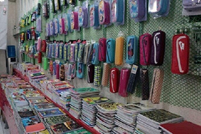 حمایت 100 میلیون تومانی خیر بانه‌ای برای تأمین لوازم‌التحریر دانش‌آموزان
