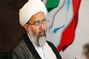 وحدت و پایبندی به اصول انقلاب لازمه مقابله با توطئه‌ها است